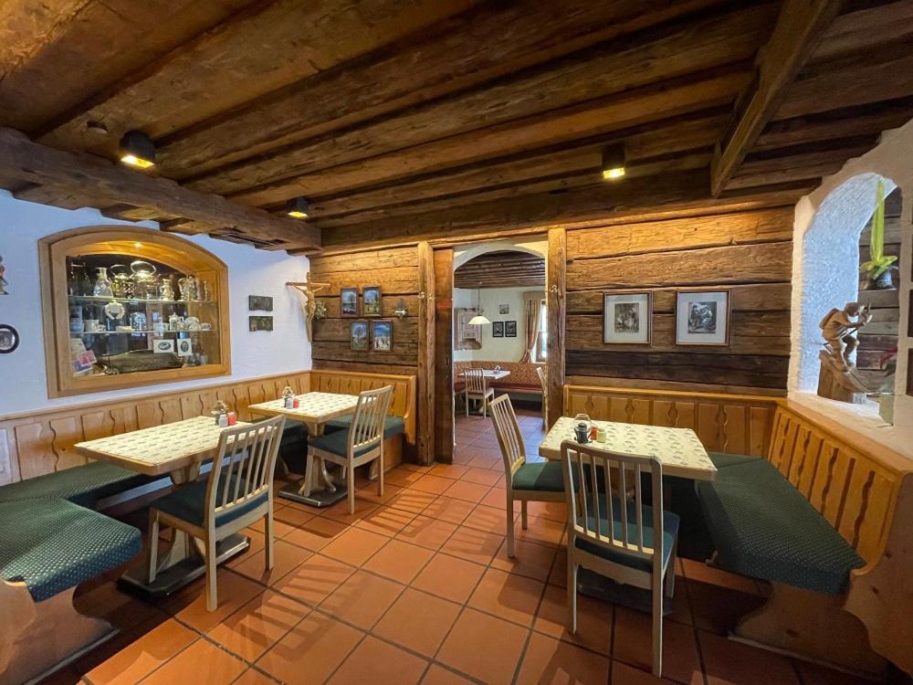 Restaurant-Pension Dorfwirt Bad Kleinkirchheim Eksteriør bilde