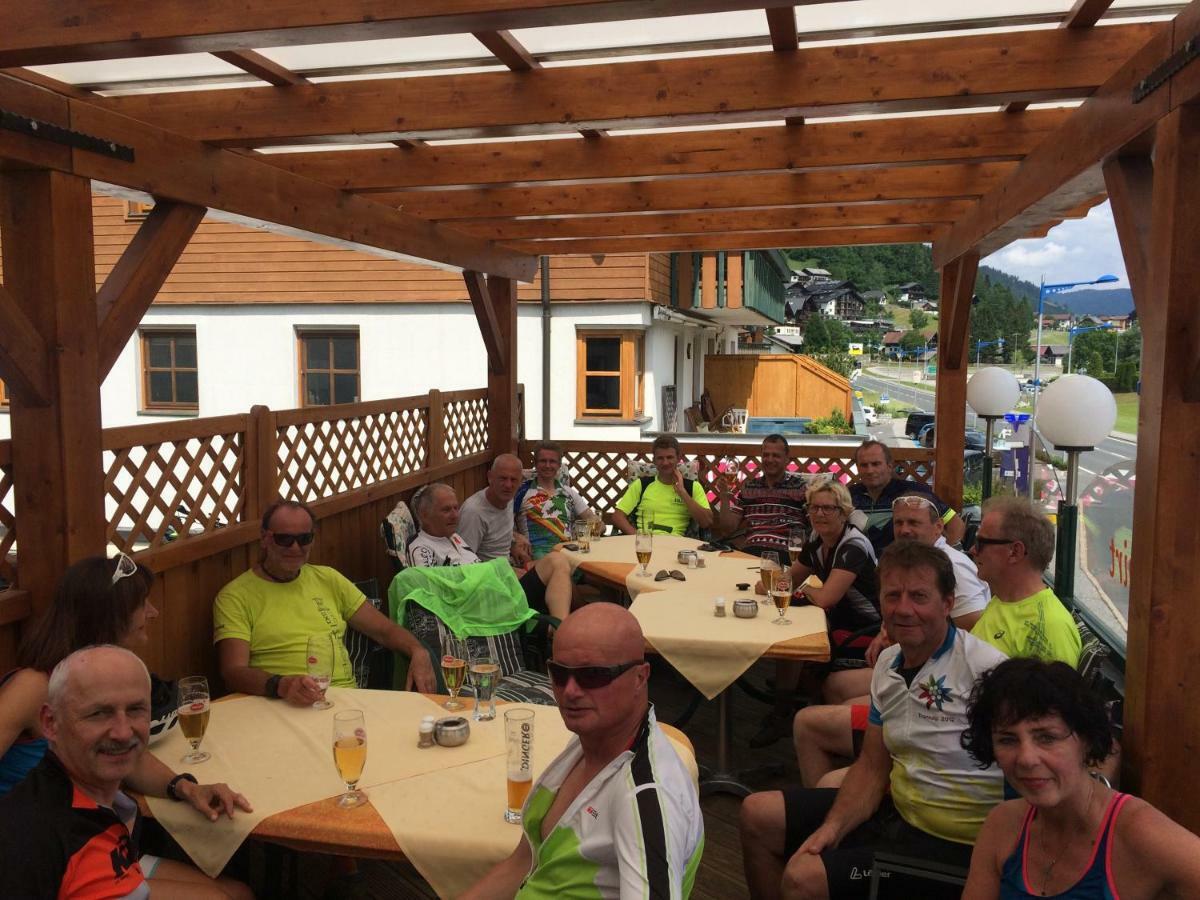 Restaurant-Pension Dorfwirt Bad Kleinkirchheim Eksteriør bilde